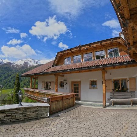 Appartements Wasserfall Fundres Bagian luar foto